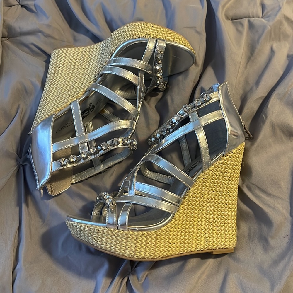 Rue 21 etc. Wedges. Size S (6-7)
